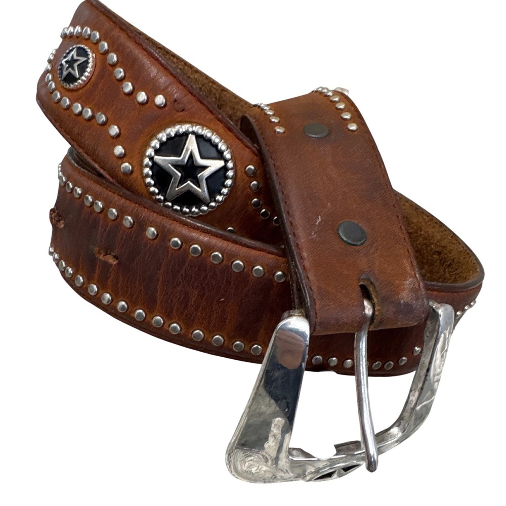 Tony Lama studded leather western belt featuring silver star conchos Size 34‎